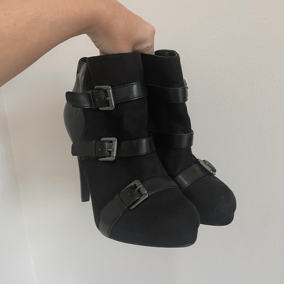 Black Buckle Heeled Booties - Picture 4 of 4